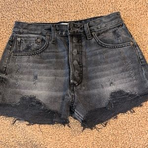 Boyish black ripped shorts. Size : 26